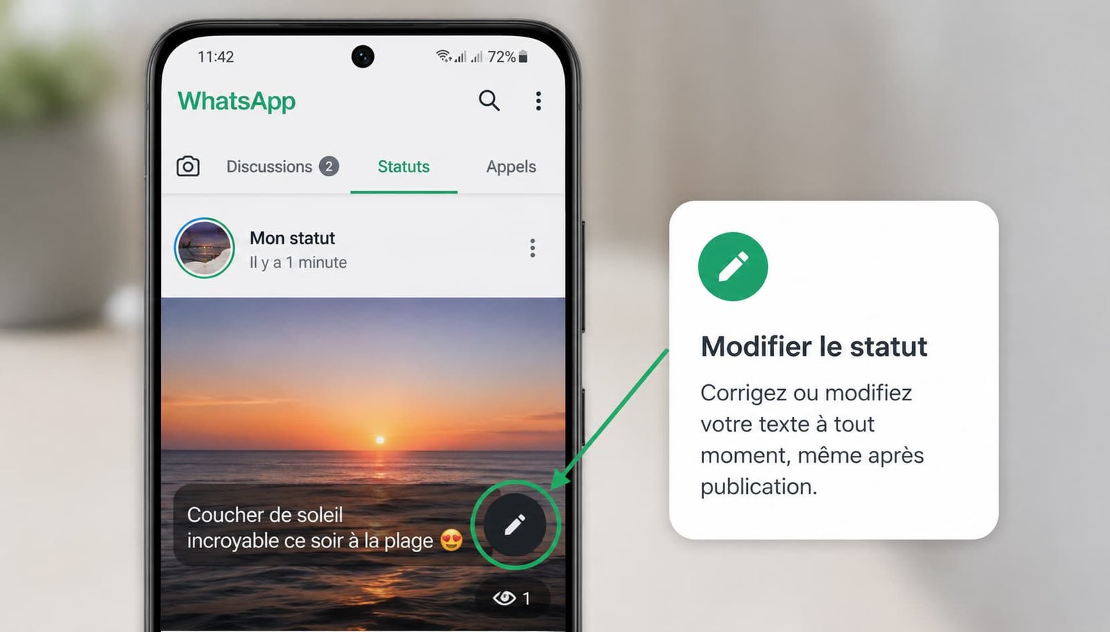 Smartphone affichant l’option de modification d’un statut WhatsApp